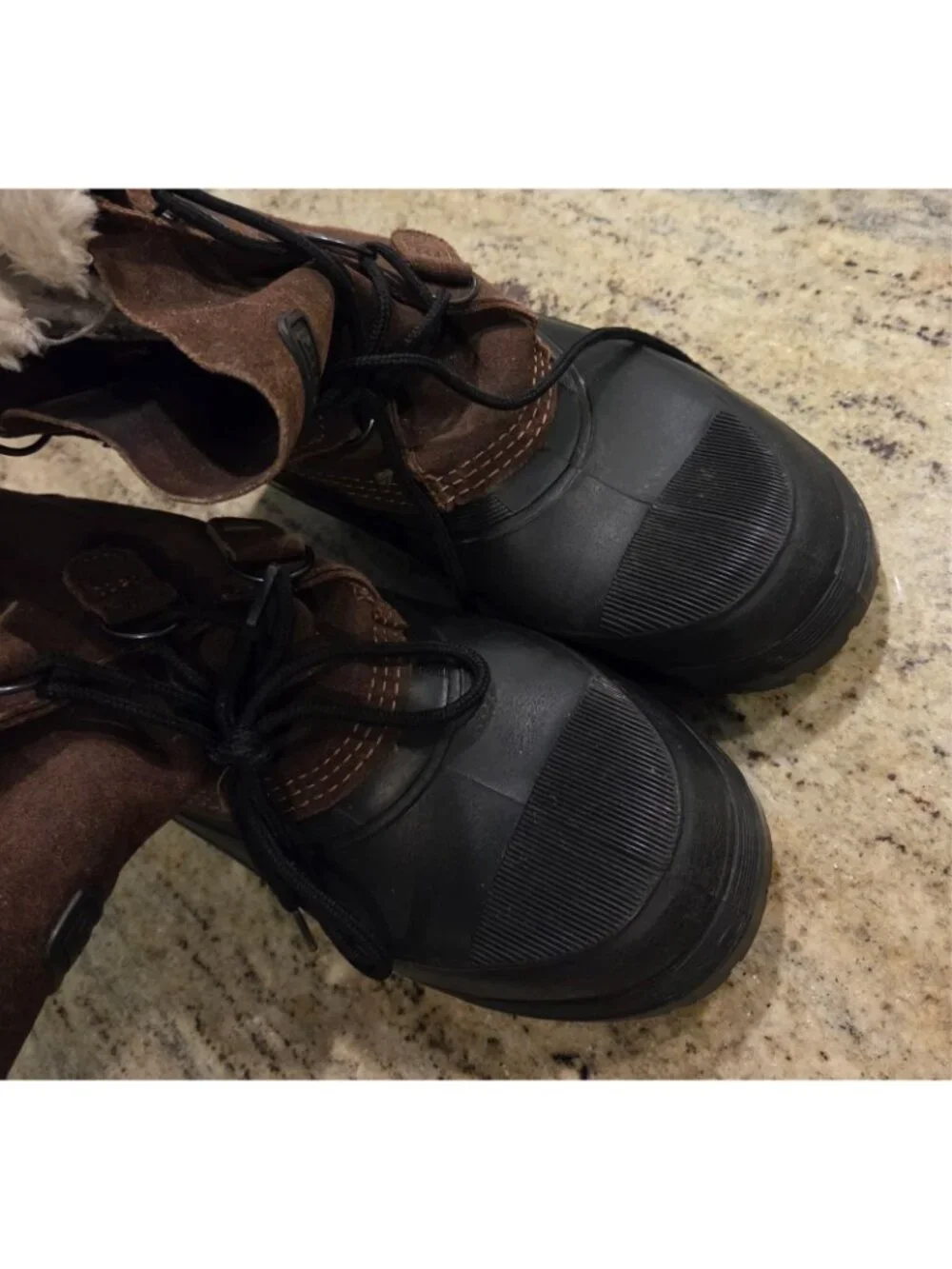 LL BEAN Womens Size 9 Brown Suede/Rubber Waterproof Insulated Duck Boots Canada